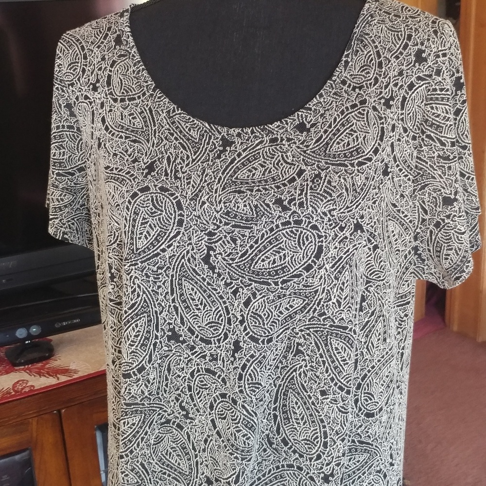 Lularoe XL Classic T